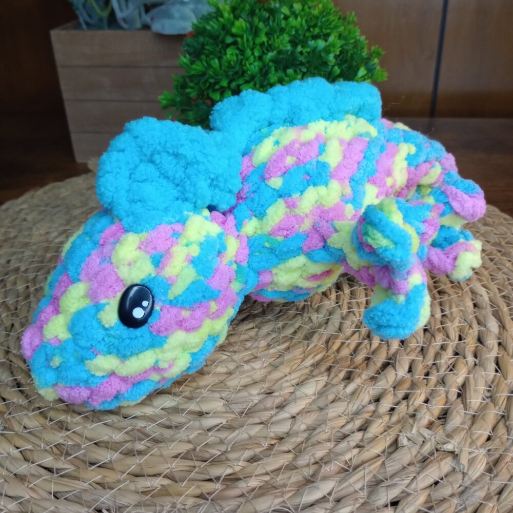 Chameleon -Crochet Plushie Handmade by ME!